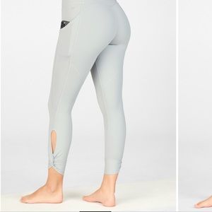 NWOT Fabletics Leggings